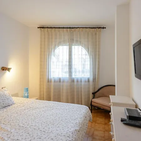 Rez De Jardin Emplacement #1 Apartment Empuriabrava