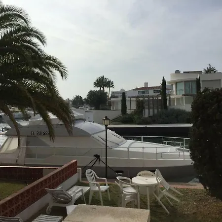 Rez De Jardin Emplacement #1